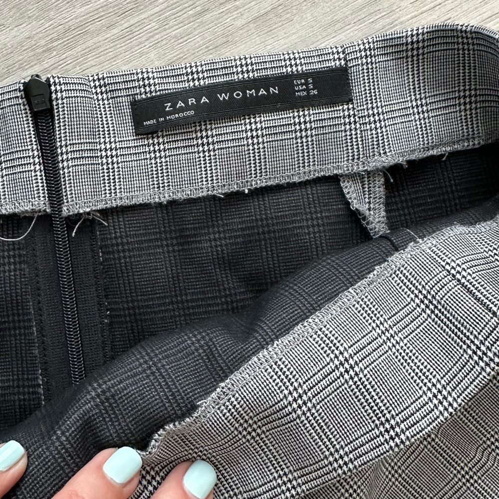 Zara skirt - Picture 2 of 2